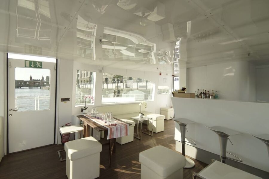 Berlin: Exclusive Boat Tour on a Solar-Powered Catamaran - Audio guides instead of a loudspeaker