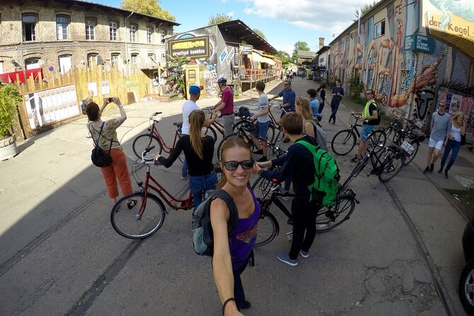 Berlin: Experience the Alternative Kreuzberg on a Bike Tour - Nikolaiviertel gives way to the real city