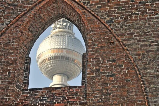 Berlin: Experience the Alternative Kreuzberg on a Bike Tour - Squatted buildings, artists, and the YAAM view