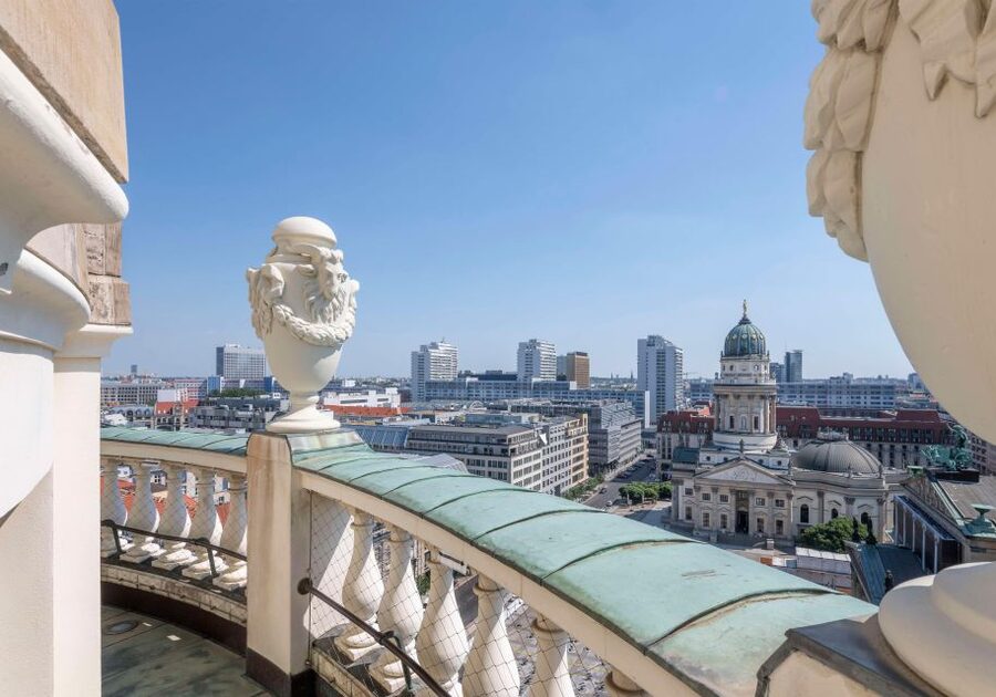 Berlin: Französischer Dom Viewing Platform with Audio Guide - Angel Matts and the audio guide