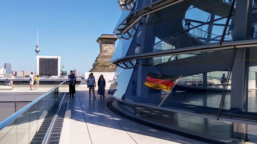 Berlin: Government District Tour and Reichstag Dome Visit - Key points before you book