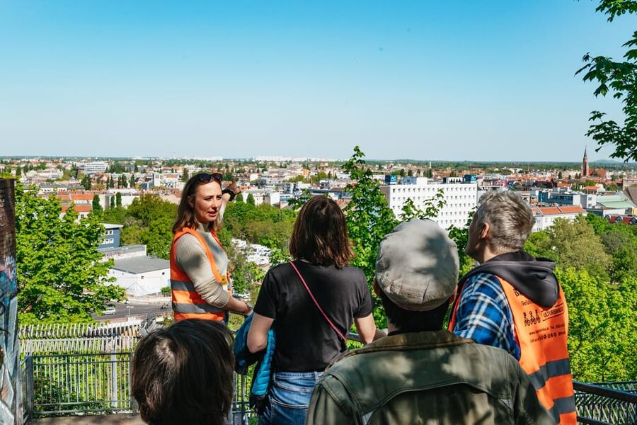 Berlin: Green City Guided Bike Tour - Key points to know before you ride