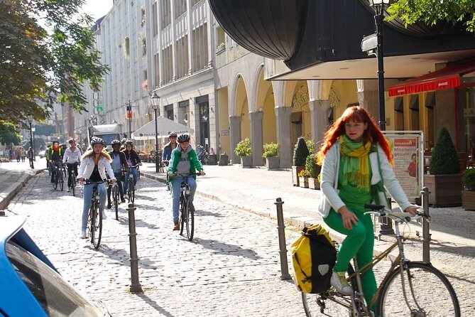 Berlin: Guided Private Bike Tour to Explore the Highlights - Potsdamer Platz and the physical shape of reunification