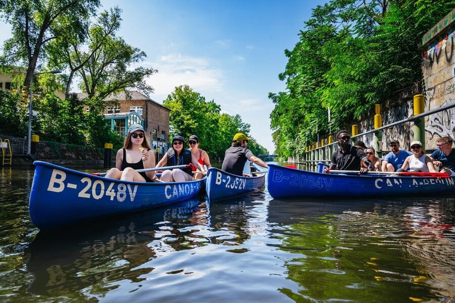 Berlin: Guided Tour by Canoe - Guide quality and the human side of the tour
