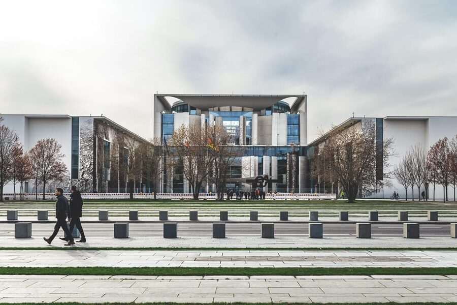 Berlin: Guided Walking Tour around the Reichstag - The Swiss Embassy and the route beside the Spree
