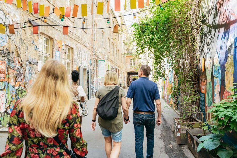Berlin: Hidden Backyards Guided Walking Tour - Hackesche Höfe and Rosenhöfe: the famous courtyards with more to say