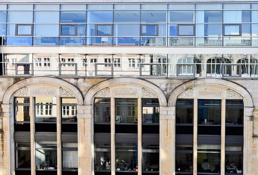 Berlin: Hidden gems around the Gendarmenmarkt - Guided walking tour - Why Gendarmenmarkt deserves two hours