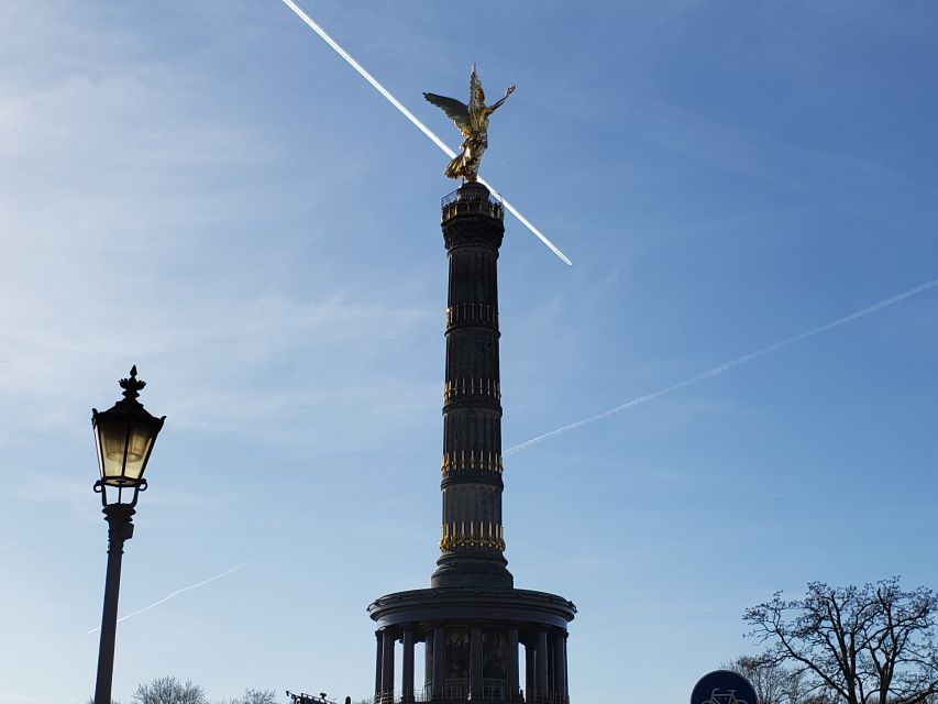 Berlin: Highlights of the City - a Private Bus Tour - Victory Column, Tiergartenviertel, and the western center