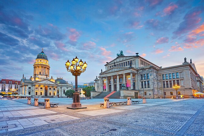 Berlin Highlights Self guided scavenger hunt and Walking Tour - Two and a half hours on foot