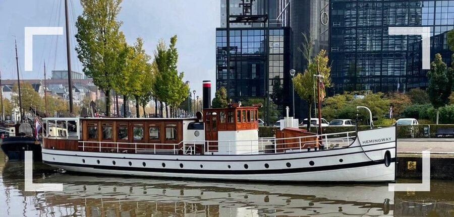Berlin: Historic Boat Sightseeing City Center Tour - Futurium, the Chancellery, and Berlin’s modern side