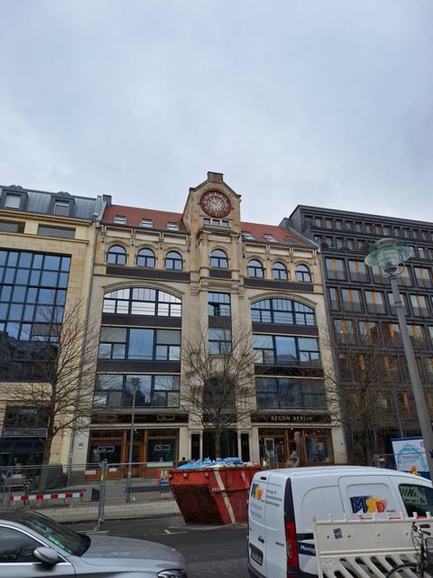 Berlin: Historic Jewish walking tour through the city center - Why the Konfektion story matters in Berlin