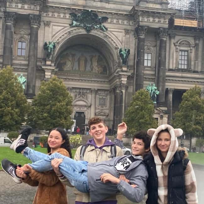 Berlin: History and Sightseeing with Kids (Free for Kids) - Choosing the right Berlin story for your children