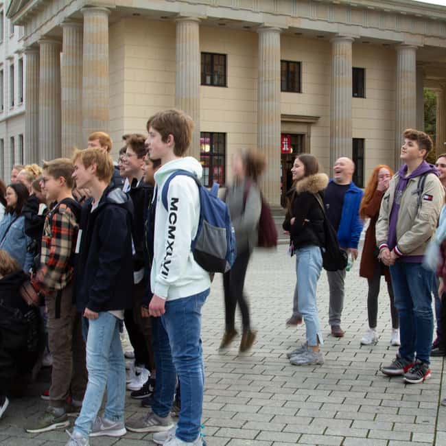 Berlin: History and Sightseeing with Kids (Free for Kids) - Who should choose this experience