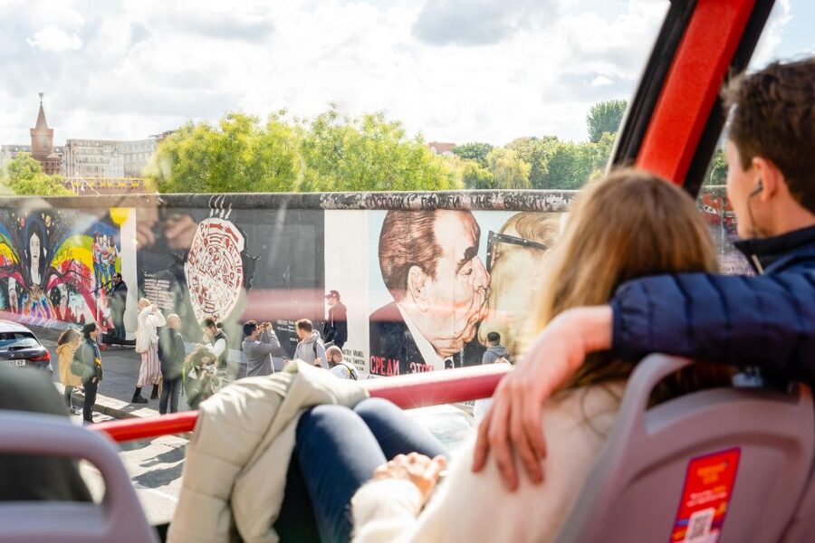 Berlin: Hop-On-Hop-Off Bus with Boat Cruise Option - Why this bus works well for a first look at Berlin