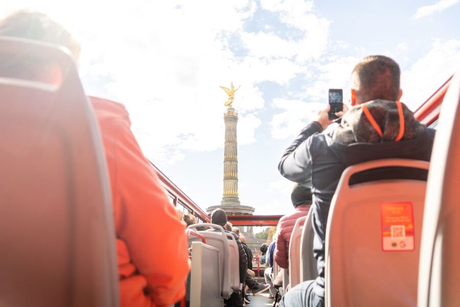 Berlin: Hop-On-Hop-Off Bus with Boat Cruise Option - Brandenburg Gate and Berlin Central Station