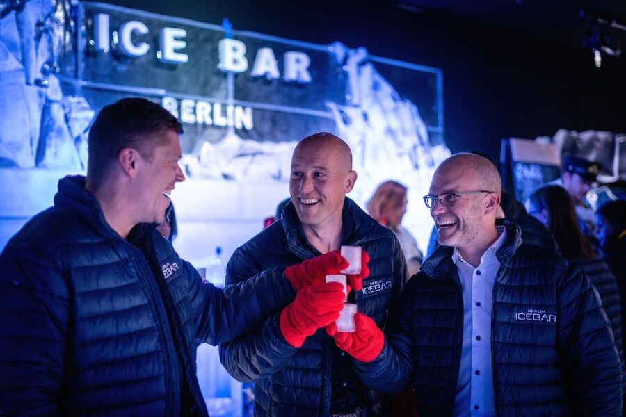 Berlin: Icebar Entrance with Complimentary Drinks - Arriving beside Alexanderplatz