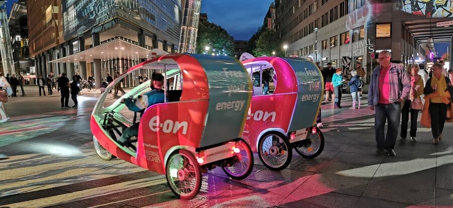 Berlin: Illuminated Berlin by Bike Taxi - Who will enjoy this ride most