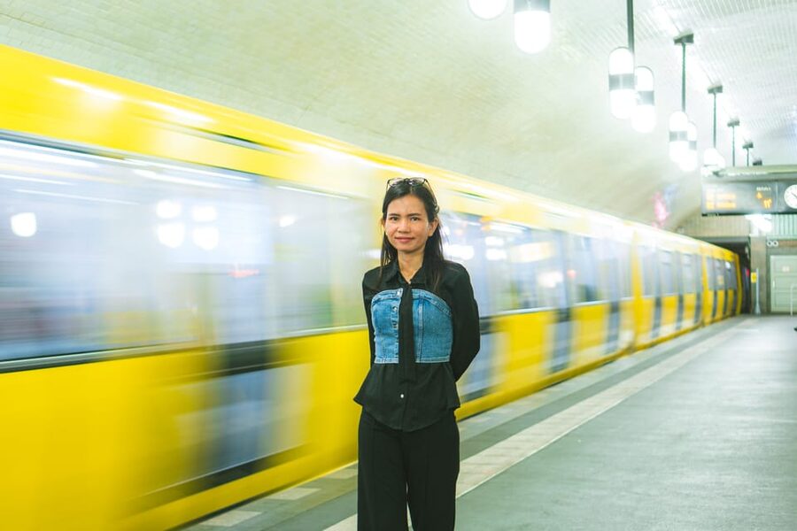 Berlin: Instagram Tour of the most visited spots - Reichstag and the viewpoint