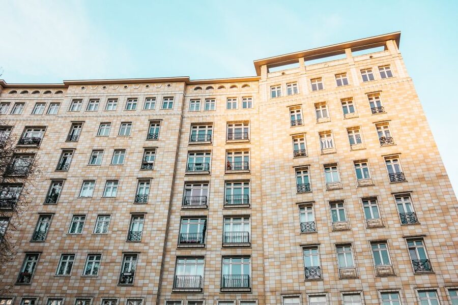 Berlin: Karl-Marx-Allee 2-Hour Tour - Kosmos cinema and culture under the socialist system