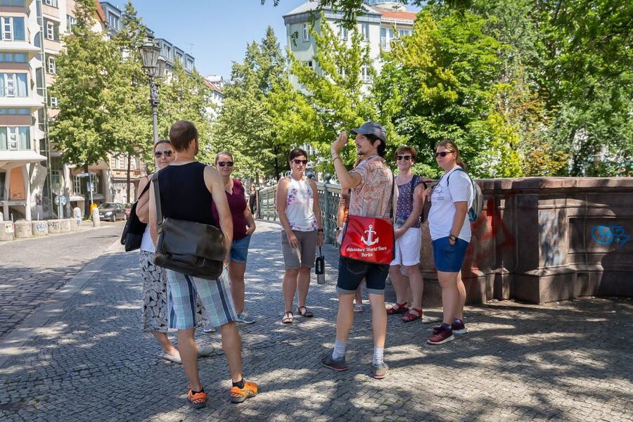 Berlin: Kreuzberg Guided Walking Evening Tour - Oranienstraße and the 19th-century city