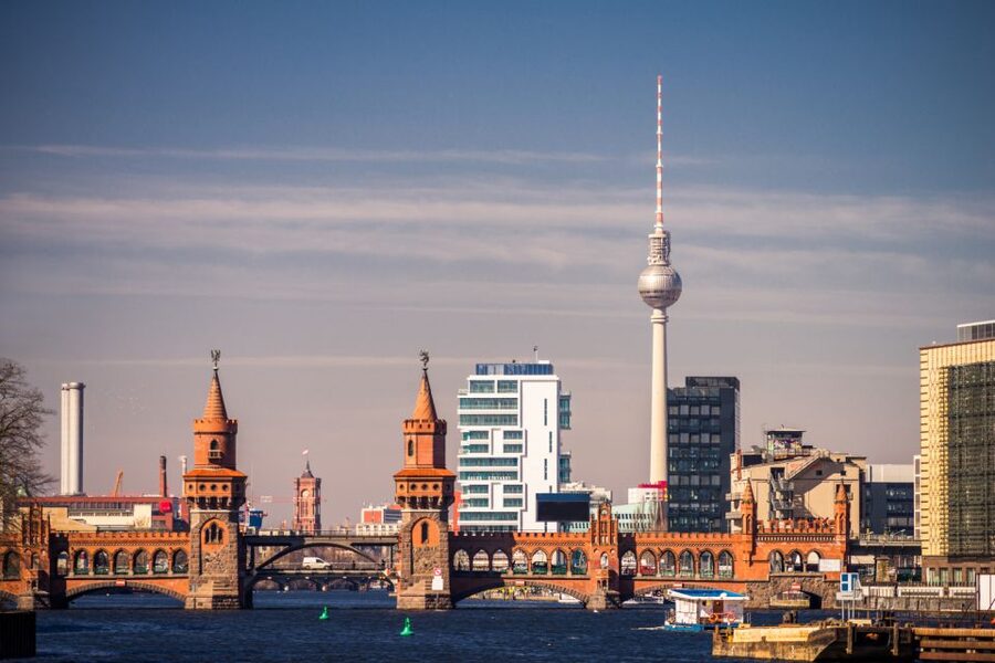 Berlin Kreuzberg: Scavenger Hunt Self-Guided Tour - From Tempodrom to the Jewish Museum