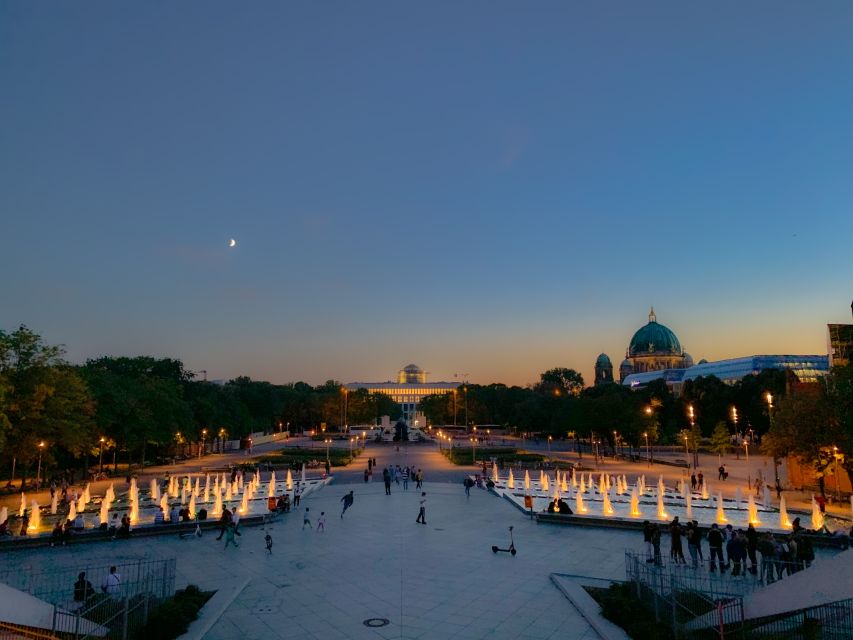 Berlin: Live-Guided Evening Sightseeing Tour by Open-top Bus - Why this evening loop works in Berlin