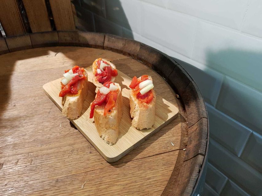 Berlin: Mitte Culinary Food Tour - Kolonnadenhof adds a quieter pause
