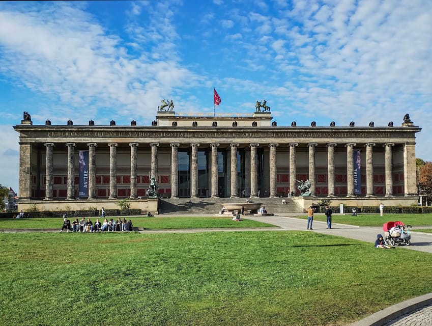 Berlin: Museum Island Guided Walking Tour - Museum Island and its five great museum buildings