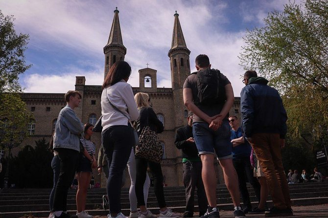 Berlin Off-the-Beaten-Path Walking Tour: Kreuzberg, Mitte and Friedrichshain - From student protests to punk and May 1
