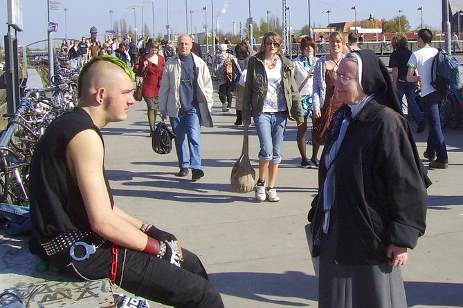 Berlin Off-the-Beaten-Path Walking Tour: Kreuzberg, Mitte and Friedrichshain - How much walking and how hard is it?