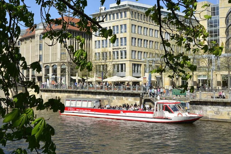 Berlin: Panoramic Boat Tour with Bilingual Audio Guide - Finding Reederei Hadynski near Hackescher Markt