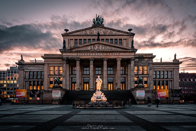 BERLIN PHOTO TOUR with a professional Photographer from Berlin - Why the five-person limit matters