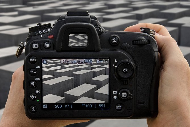Berlin Photography Masterclass - Private Photography Lesson - What this Berlin photography walk is really like