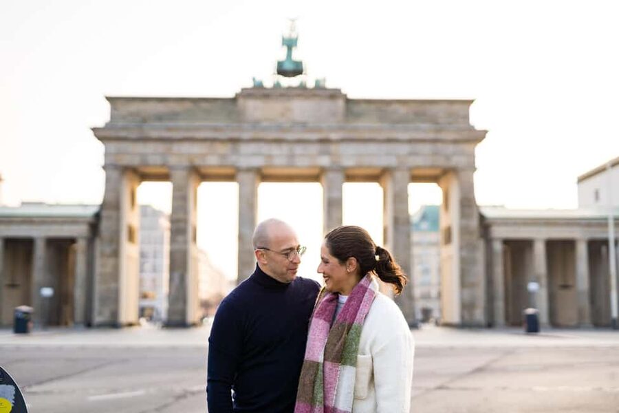 Berlin: Private Photo Session with Professional Photographer - Photo delivery within 48 hours