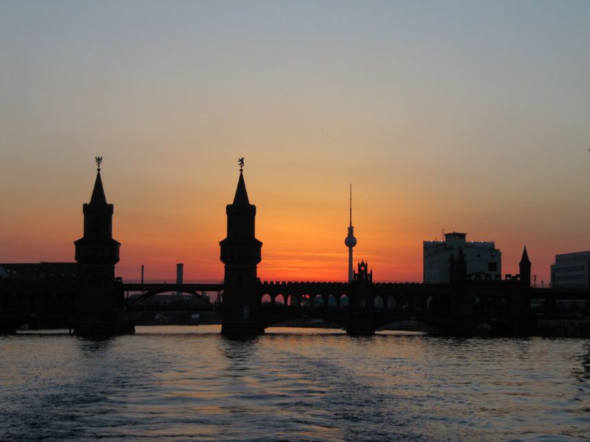 Berlin: Private Walking Tour with a Local - What the two-hour walk can accomplish