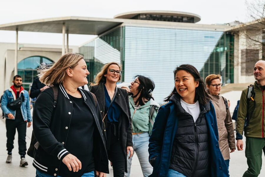 Berlin: Reichstag, Dome and Government District Guided Tour - Understanding the Reichstag’s unusual transformation