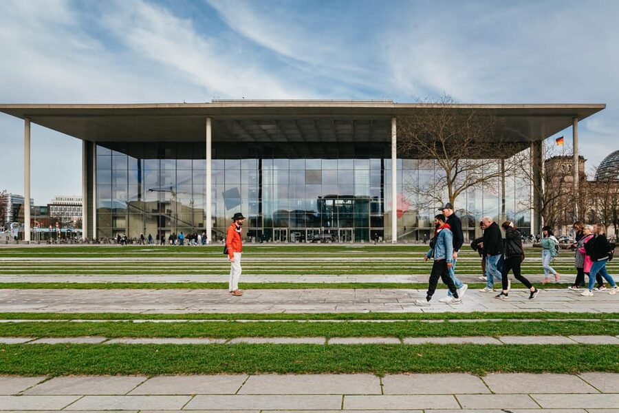 Berlin: Reichstag, Dome and Government District Guided Tour - Timing, changes, and the dome closure dates
