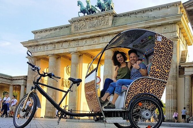 Berlin Rickshaw Tours Historical & Photo City Tour 120min - Sightseeing - Brandenburg Gate and the Reichstag begin the story