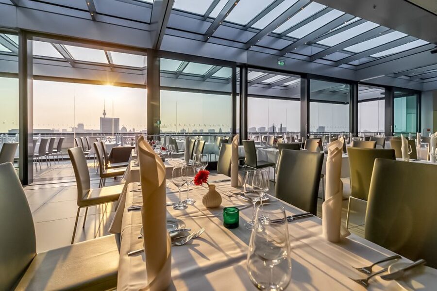 Berlin: Rooftop Dinner at the Käfer Restaurant Reichstag - Is $152 per person good value?