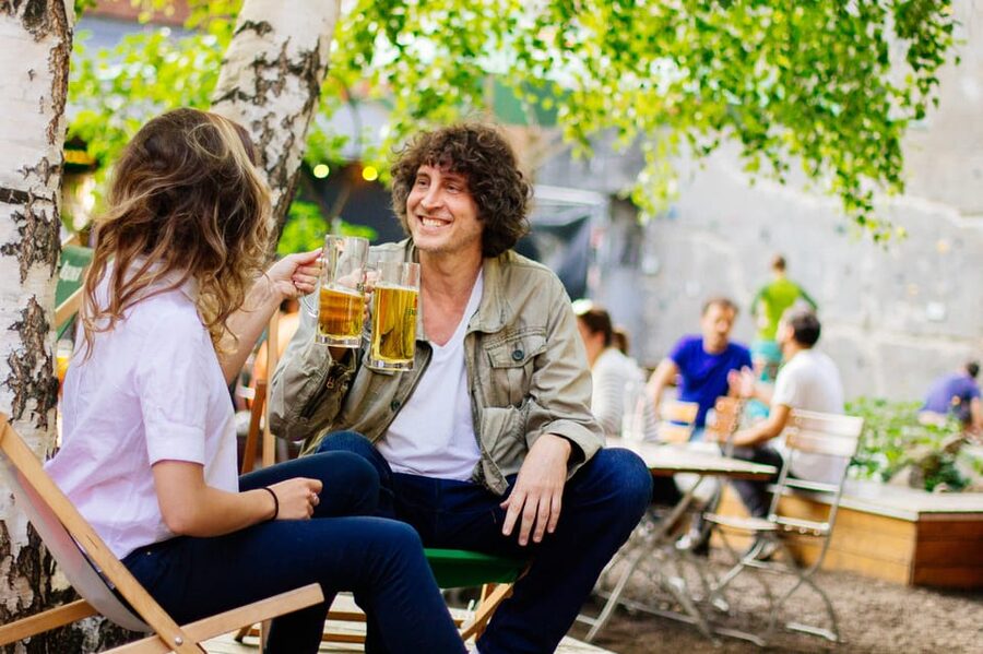 Berlin's Alternative Side: The Urban Jungle Tour - The artist courtyard and its survival story