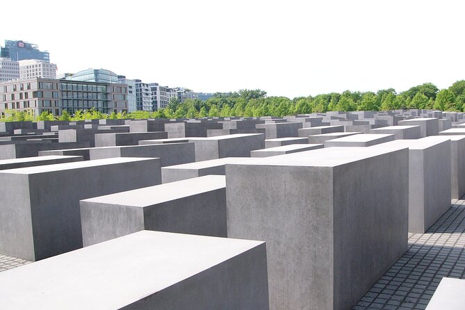Berlin's Best: 2 Hour Walking Tour Third Reich and the Cold War - Checkpoint Charlie and the road to reunification