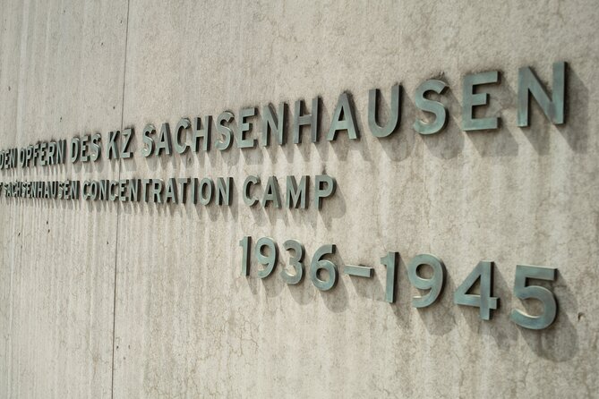 Berlin: Sachsenhausen Concentration Camp Tour in English - Meeting at Friedrichstraße and getting to Oranienburg