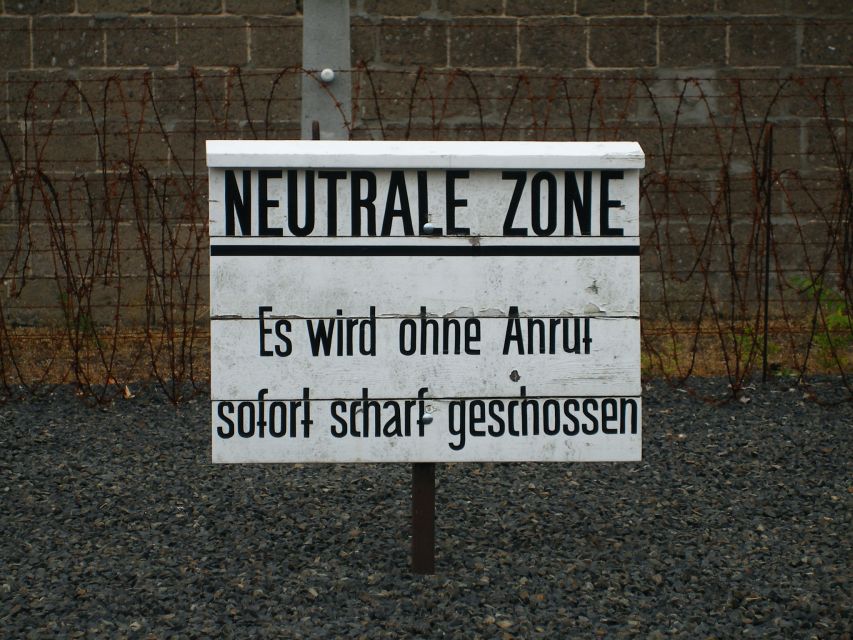 Berlin: Sachsenhausen Memorial 6-Hour Tour in Spanish - The six-hour pace and what the guide adds