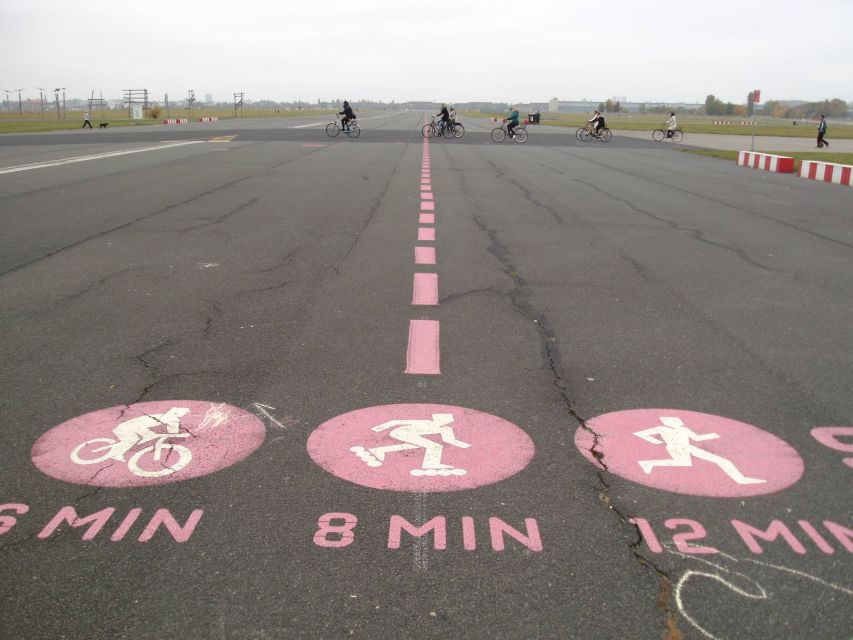 Berlin: Schillerkiez and Rollberg Walking Tour - Seeing Tempelhofer Feld from the Neukölln side
