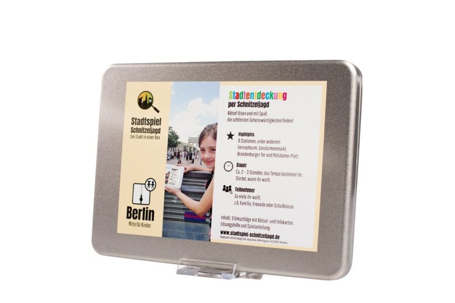 Berlin: Self-Guided Family and School Class Scavenger Hunt - Pariser Platz and Brandenburg Gate