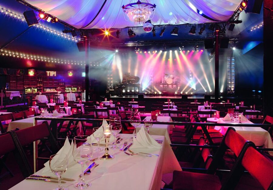 Berlin: Show at the Tipi am Kanzleramt - Key things to know before booking