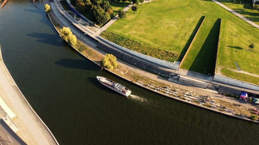 Berlin: Sightseeing Boat Tour on the Spree for Families - Upper deck comfort, music, and the onboard kitchen