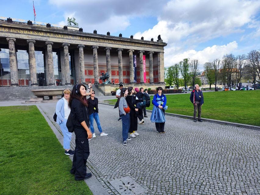 Berlin Sightseeing Musical-Historical Walking Tour - Humboldt University and the sound of ideas