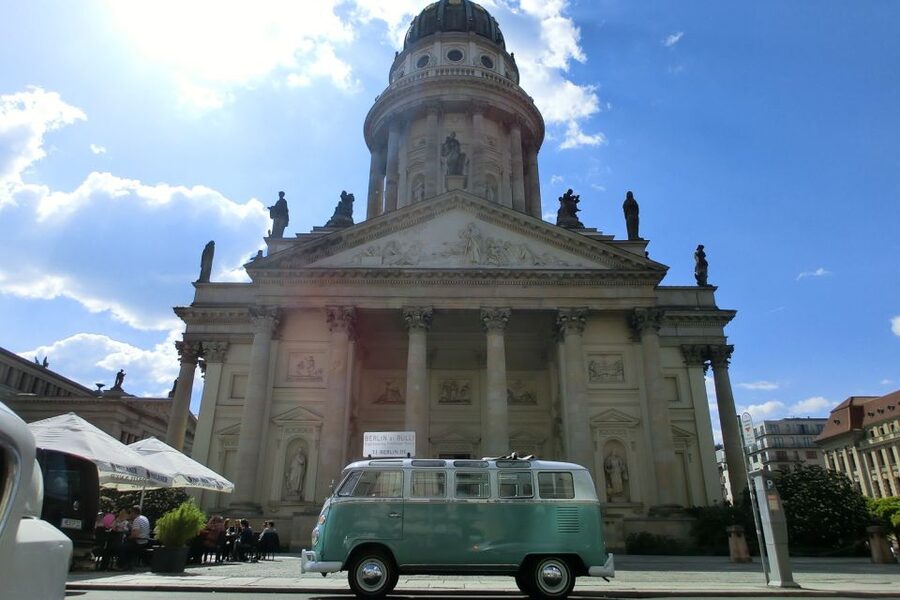 Berlin: Sightseeing Tour in Classic Volkswagen T1 Samba Bus - The Berlin Wall, Checkpoint Charlie, and difficult history