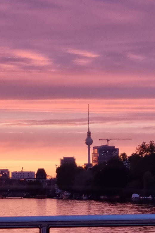 Berlin: Solar Powered Sunset Catamaran Cruise & Audio Guide - Why this Spree cruise works so well at sunset